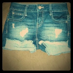 NO Boundaries woman's shorts